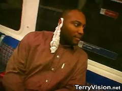DustyPorn presents: Flashing on the london underground - part 1