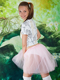DustyPorn presents: This hot shapely teen does not complicate things and gets straight down to the point